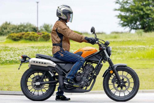 【レビュー】ホンダ「CL250」インプレ｜自由自在に楽しめる“等身大スクランブラー”！