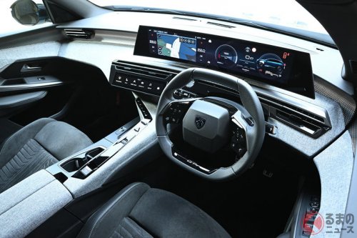 新型「クーペSUV」登場！ 8年ぶり全面刷新の全長4.5m“新フラッグシップ”はどんな車？ 「リッター19km」走る1.2リッターエンジン搭載のプジョー「新型3008」を試す【試乗記】