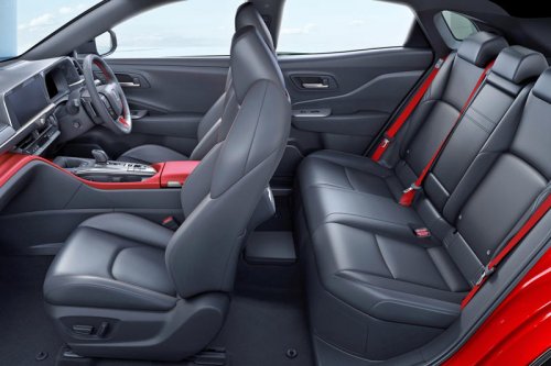 【70万円ダウン】トヨタ、「クラウンスポーツ」が別物に変貌…高級SUVの常識を塗り替える「新グレード」が登場！