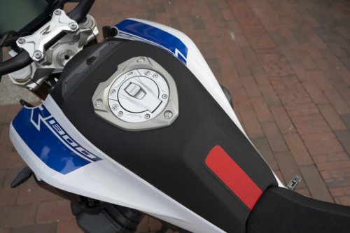 BMW R 1300 R試乗レポート｜国際試乗会で体感した最新ネイキッドバイクの進化