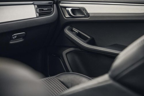 View Photos of the 2024 Porsche Macan T