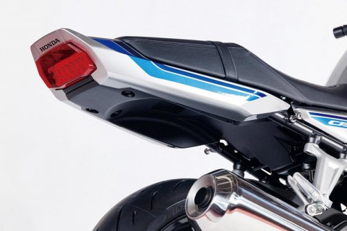 名車のDNAを受け継ぐ3台を徹底比較！ CB1000Fコンセプト・Z900RS・KATANAのスタイリングをチェック