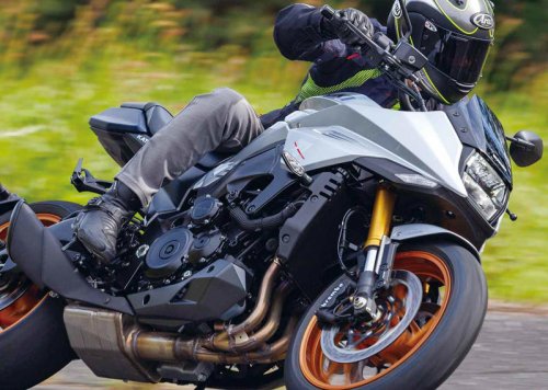 【レビュー】スズキ「KATANA」インプレ（2025年）｜独創のスタイリングと豪快なパワーを誇る現代の名刀