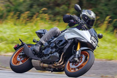 【レビュー】スズキ「KATANA」インプレ（2025年）｜独創のスタイリングと豪快なパワーを誇る現代の名刀