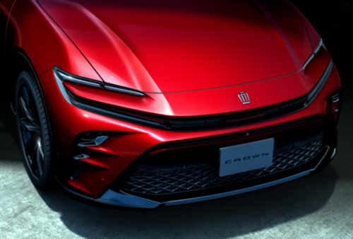 520万円のフェラーリ風SUV？トヨタが提案する「新しい高級感」にSUVファンが息をのんだ