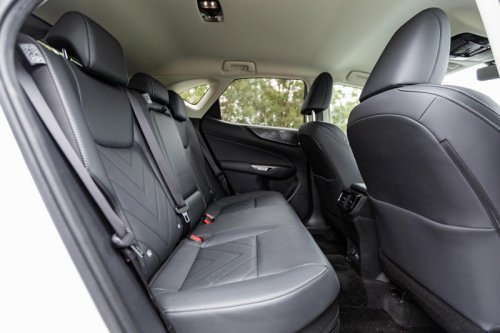 2025 Lexus NX350h Sports Luxury FWD review