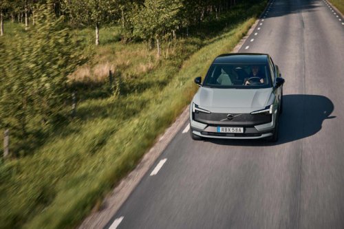 Volvo EX30 Cross Country: Photos From All Angles