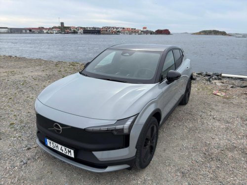 Volvo EX30 Cross Country: Photos From All Angles