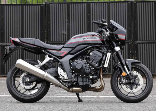 【世界初公開!!】ホンダ「CB1000Fコンセプト」に新色登場！ 全3色のラインアップが鈴鹿8耐会場でついに明らかに！