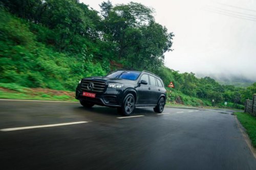 2025 Mercedes-Benz GLS 450d AMG Line: Torque of the town