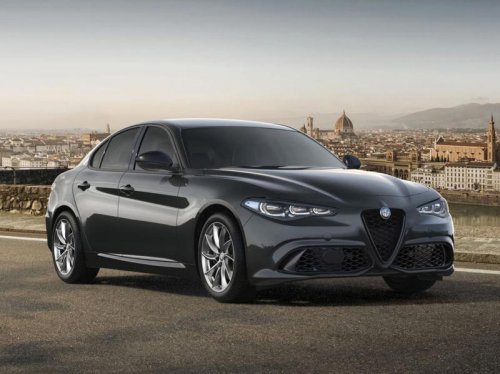 アルファロメオ「ジュリア」に新グレード「スプリント」が追加、魅力がつまったエントリーモデル