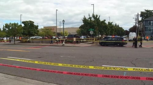 1 dead, 4 hurt after SUV drives onto sidewalk, crashes into 3 vehicles in NE Portland