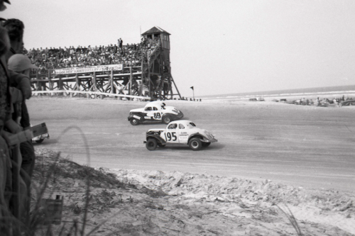 Old-School Raceways Bringing the Speed On Dirt