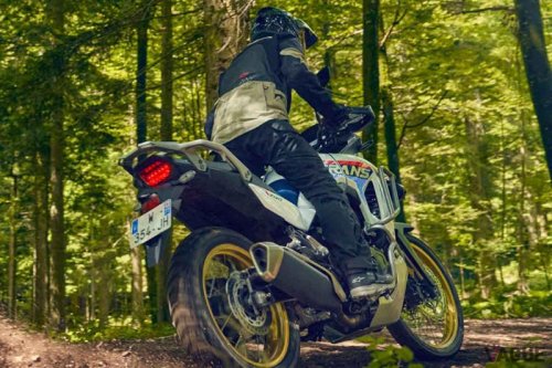 大きすぎずに「ちょうどいいね！」 どこへでも、どこまででも行けちゃう 電子制御と快適性が進化した現代のミドルクラス「アドベンチャーバイク」3選