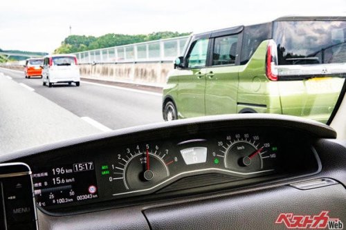 10年10万km以上長持ちさせたいならエンジンを高回転まで回すべからずは本当か？