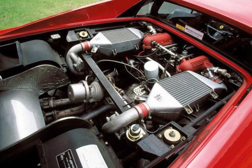 フェラーリ 288GTOは、グループB規定に則って作られた異色の高性能フェラーリ【スーパーカークロニクル・完全版／021】