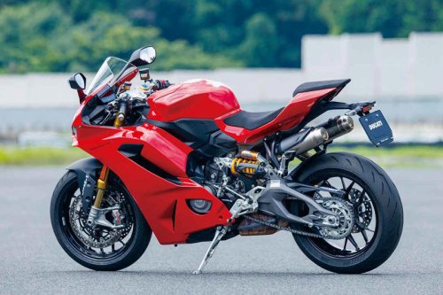 【レビュー】ドゥカティ「パニガーレV2S」インプレ｜難しさを感じさせず操る楽しさに溢れた新時代のドゥカティが誕生