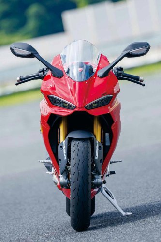 【レビュー】ドゥカティ「パニガーレV2S」インプレ｜難しさを感じさせず操る楽しさに溢れた新時代のドゥカティが誕生