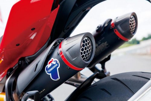 【レビュー】ドゥカティ「パニガーレV2S」インプレ｜難しさを感じさせず操る楽しさに溢れた新時代のドゥカティが誕生