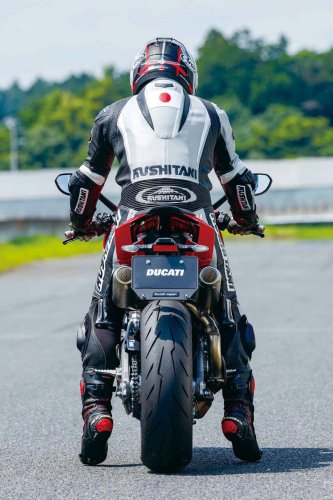 【レビュー】ドゥカティ「パニガーレV2S」インプレ｜難しさを感じさせず操る楽しさに溢れた新時代のドゥカティが誕生