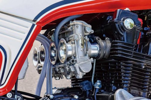 安田商会 CB750F インテグラ（ホンダ CB750F インテグラ）10年前に17インチ化して乗り続けてきた上で新しい試みも【Heritage&amp;Legends】