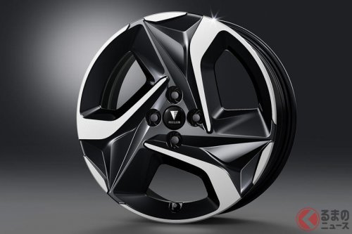 トヨタ新型「アクア」登場！ 精悍さアップな“エアロ”とは？ オシャレ「ウッド調」内装にも注目！ 新しくなった「モデリスタ」デザインの狙い