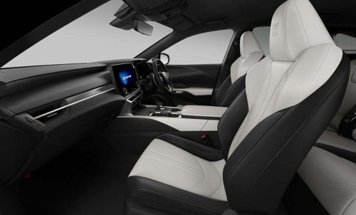 米レクサスが2026年モデルの最新版RXを発表。さて、日本のRXはどう変わる？