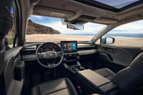 新型RAV4について「知っておくべき重要事項」5つを紹介。北米目線で深堀りされた6代目の魅力とは？