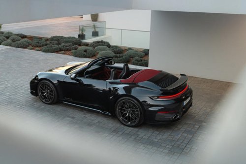 ポルシェがハイブリッドの最新型「911ターボS」「911ターボSカブリオレ」を導入