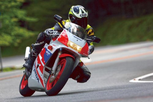 ホンダ「NSR250R」ヒストリー｜色褪せることのない伝説のオートバイ