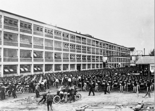 Ford's numerous world headquarter buildings hold vault of company history