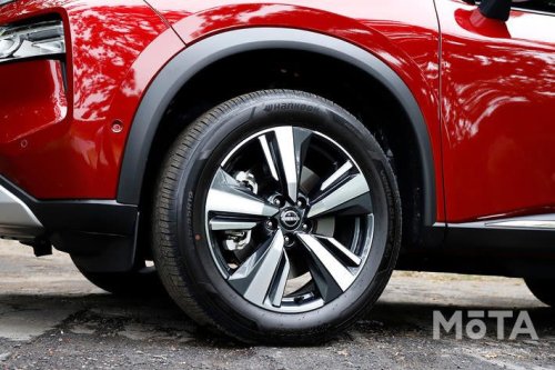 日産 エクストレイルはマイナーチェンジで価格に見合うようになった？ 専門家の本音評価を徹底解説