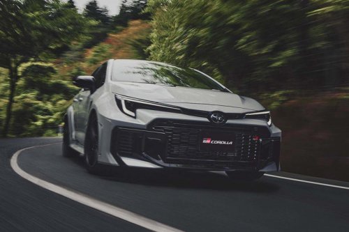 トヨタが「GRカローラ」のさらなる改良モデルを発表