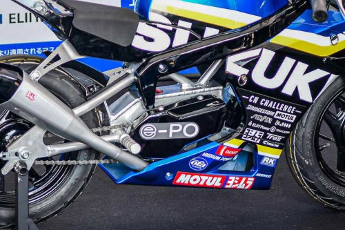 新型「GSX-R1000R」の実車をチェック！ まさかの“ミニGSX-R”も電動バイクで登場か⁉︎【スズキのバイク！ の耳よりニュース】