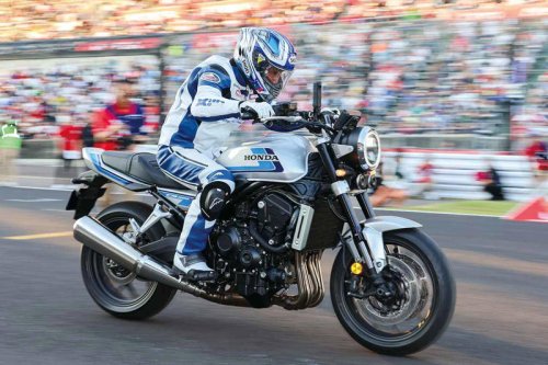 鈴鹿8耐でお披露目されたホンダ「CB1000F SE コンセプト」の各部装備をじっくり解説｜ボディカラーは合計3色が登場予定