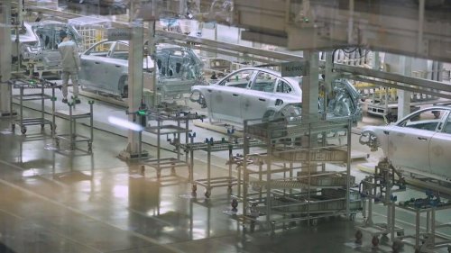 Seattle car dealer explains status of market amidst instability of tariffs