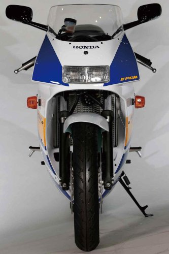 ホンダ「NSR250R」（MC21・1990年）を解説！ 2ストで初めて鈴鹿4耐を制覇｜上級グレード・SEや当時の製品カタログも掲載