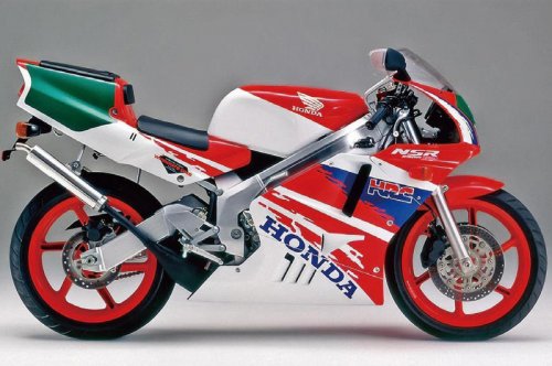 ホンダ「NSR250R SP」（MC21・1990年）を解説！ 2500台限定で登場したキャビンカラー｜1992年までに登場したSPモデルとそのカタログを掲載