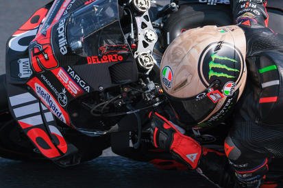 ヤマハV4エンジン搭載の新バイク、デビュー戦は”長く厳しい”スプリントに。最適化に向けて課題残る