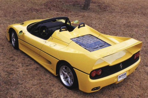 フェラーリ創立50周年記念で登場した「F50」は、正真正銘の「公道を走るF1」だった【スーパーカークロニクル・完全版／033】