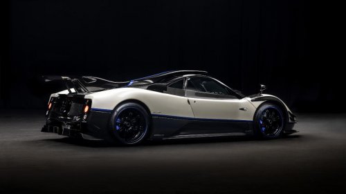 The One-Off 2006 Pagani Zonda Riviera in Photos