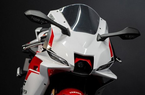 ヤマハが新型バイク「YZF-R9 ABS」を発売 - スーパースポーツなのに親しみやすい?