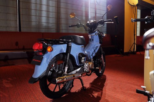 新時代のホンダ「スーパーカブ」は安くて使える? 新基準適合モデルの完成度