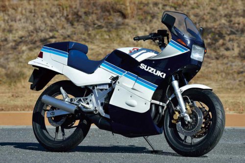 NSR250Rの登場でメーカー同士の主導権争いが激化！ 加速する2ストブームに生き残りをかけて名高いマシンたちが誕生【80年2スト黄金時代／前編】