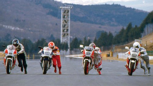 NSR250Rの登場でメーカー同士の主導権争いが激化！ 加速する2ストブームに生き残りをかけて名高いマシンたちが誕生【80年2スト黄金時代／前編】