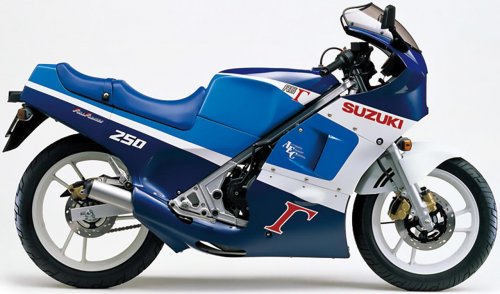 NSR250Rの登場でメーカー同士の主導権争いが激化！ 加速する2ストブームに生き残りをかけて名高いマシンたちが誕生【80年2スト黄金時代／前編】