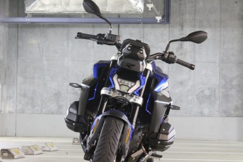 軽さは正義！ 誰もが気軽に乗れるオールラウンドバイク BMW R1300R(ASA仕様)は街中からワインディングまでどこでも楽しい