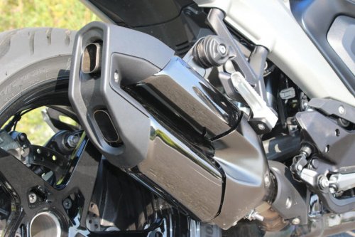 軽さは正義！ 誰もが気軽に乗れるオールラウンドバイク BMW R1300R(ASA仕様)は街中からワインディングまでどこでも楽しい