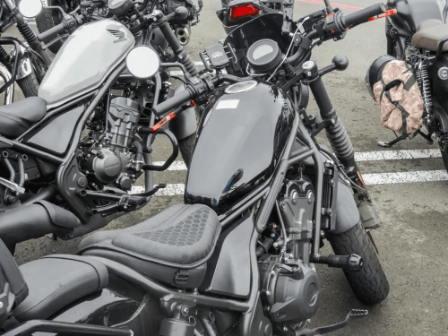 なぜ今エンジンガードが多くのライダーから支持を集めるのか？