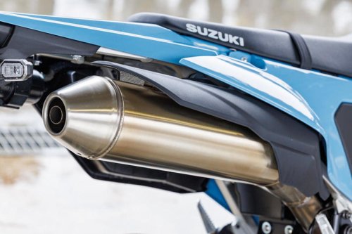 【レビュー】スズキ「DR-Z4SM」インプレ｜400ccクラスの新たな潮流 自由で爽快！胸の空く単気筒スポーツ